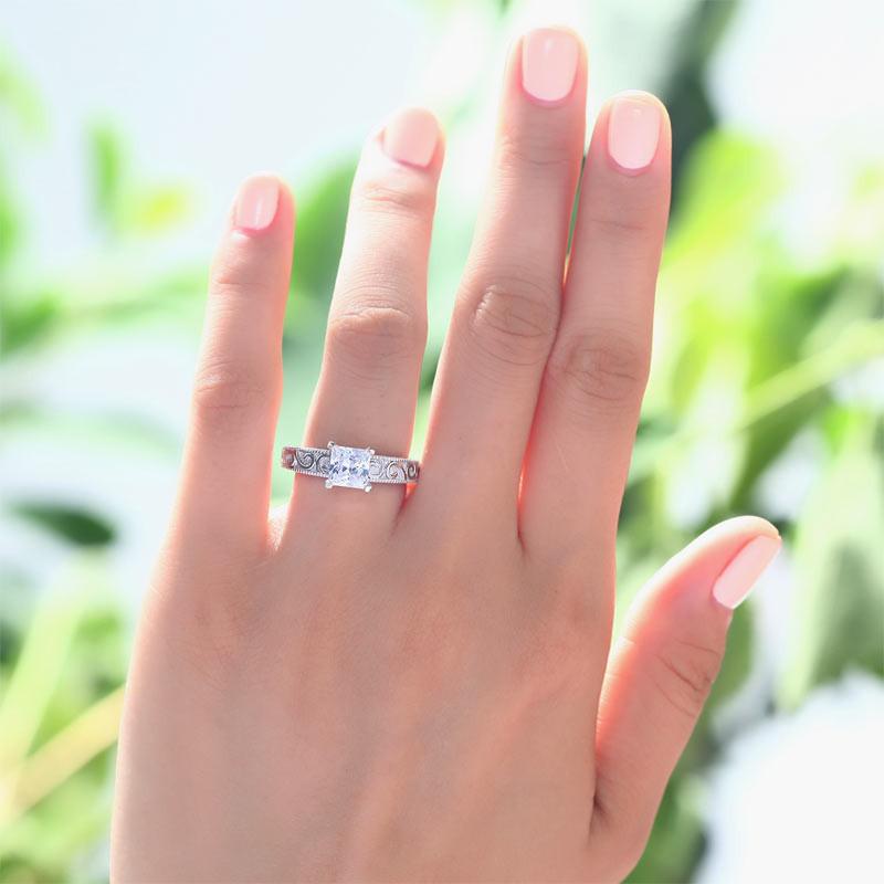 Vintage Style 1 Carat Simulated Diamond 925 Sterling Silver Wedding Engagement Ring-Bijoux Pour Elle